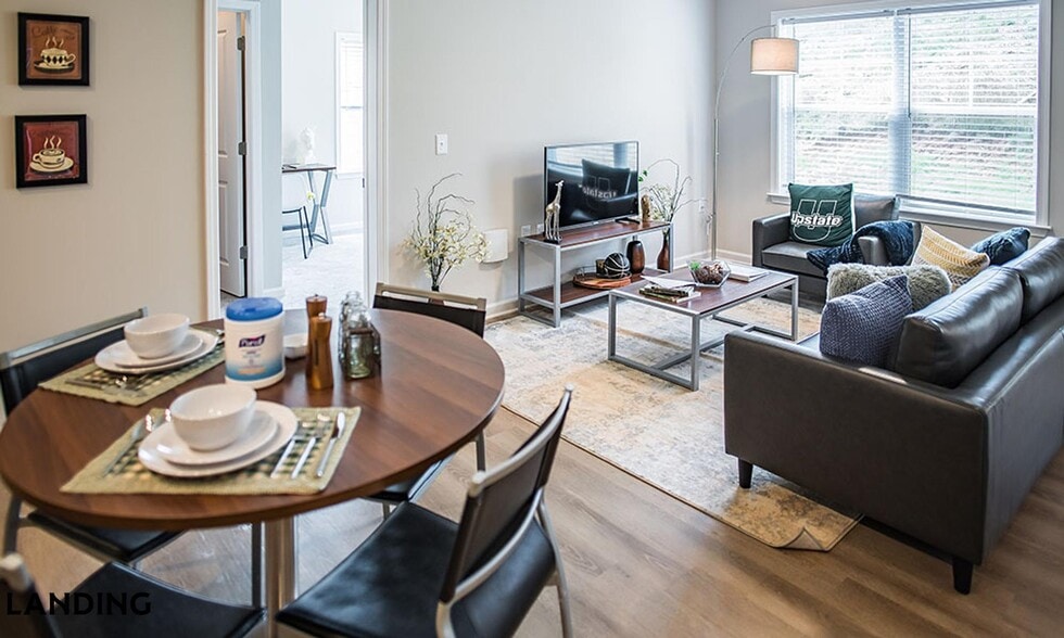 Building Photo - 602 Laconia Cir