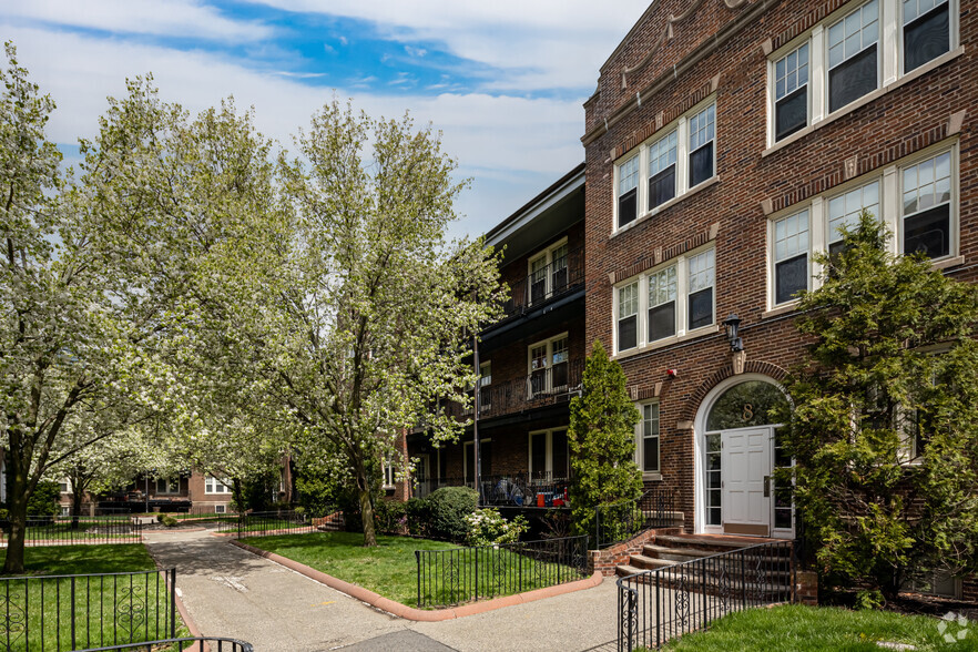 Primary Photo - Nazing Court