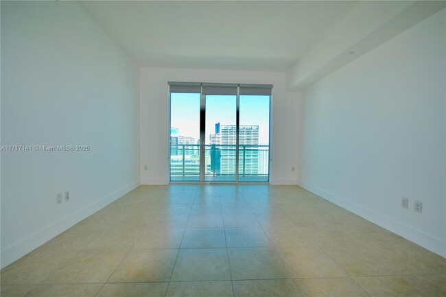 Building Photo - 950 Brickell Bay Dr