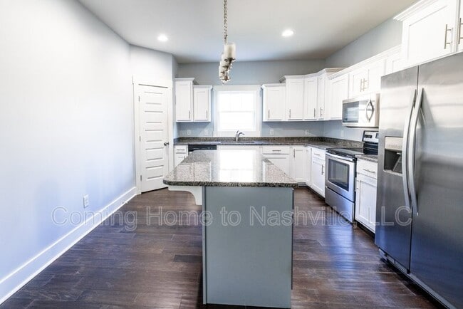 Building Photo - 3409 Elkins Ave