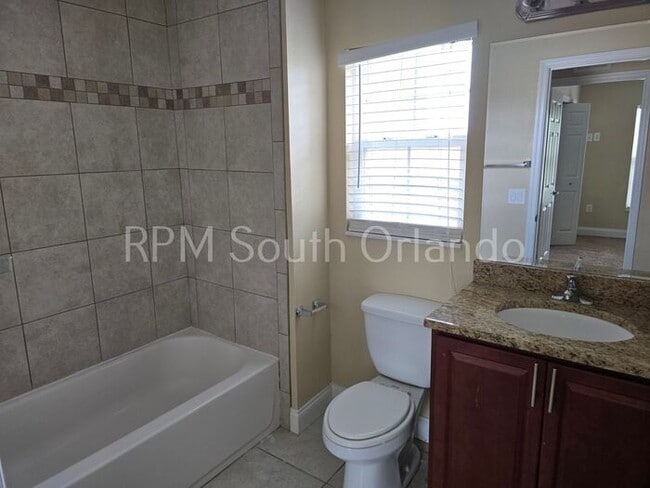 Building Photo - Dundee Station