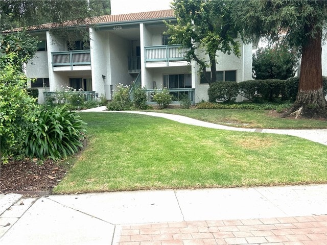 Building Photo - 4626 Park Granada Park