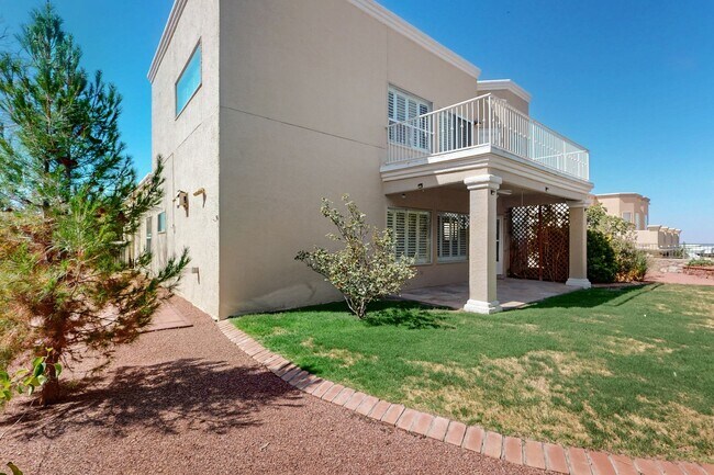 Building Photo - 6017 Ojo De Agua Dr