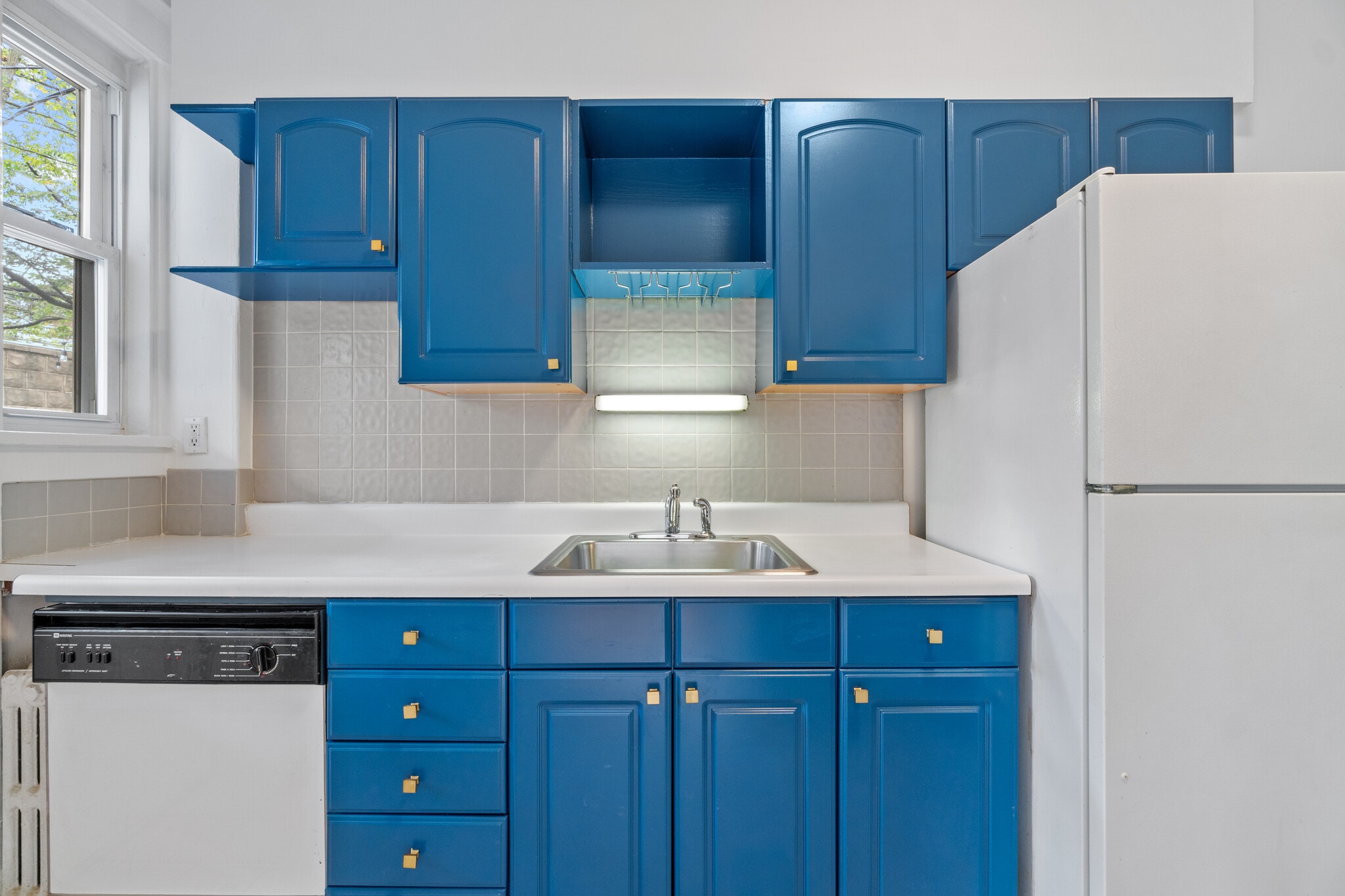 Building Photo - 2926 Wyman Pky