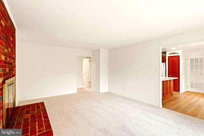 Building Photo - 7109 Davis Ct
