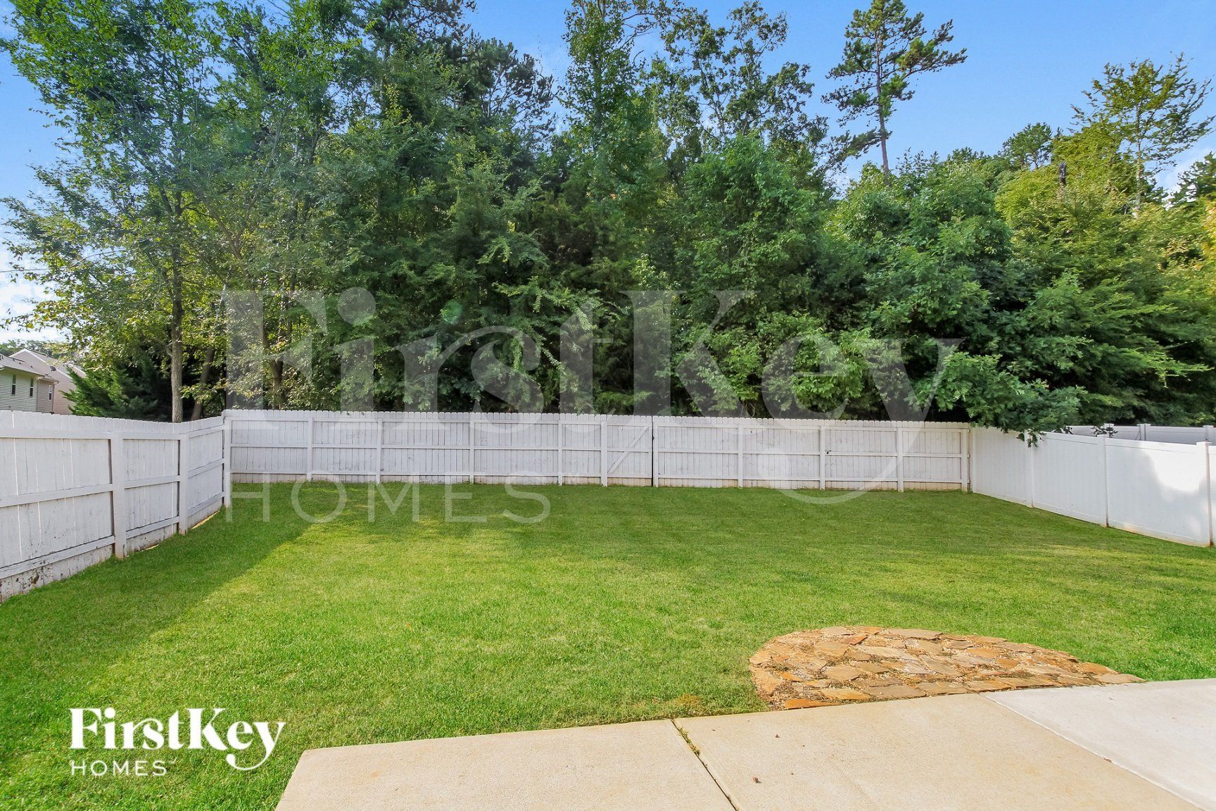 Building Photo - 1046 Mearn Rd