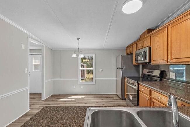 Building Photo - 100 Caviness Dr