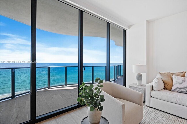 Building Photo - 900 N Ocean Blvd