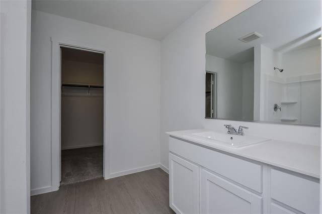 Building Photo - 2745 Mistwood Dr