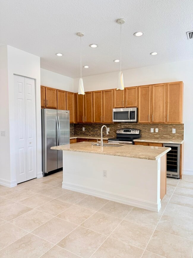 Building Photo - 14572 White Jade Terrace