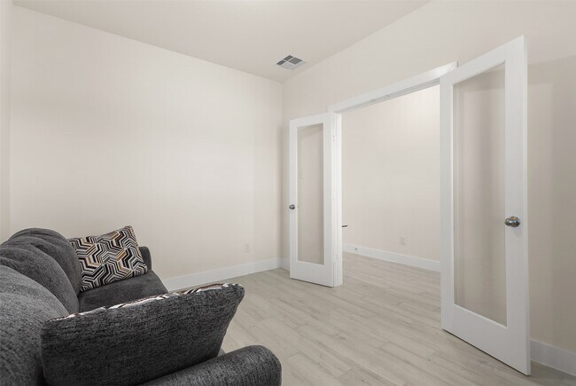 Building Photo - 2108 Eagle Nook Dr