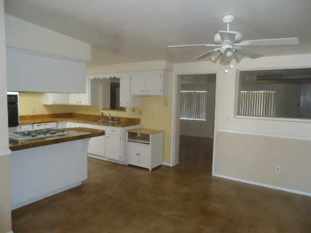 Building Photo - 1301 Cushman Dr