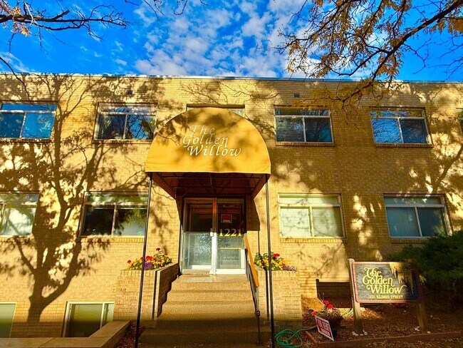 Building Photo - 1221 Illinois St