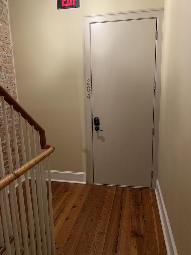 Building Photo - 800 St Charles Ave