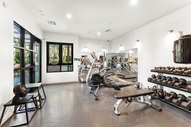 Building Photo - March Move-in Special!!! Downtown Cortez Hill Junior Studio | Pool, Parking & Modern Finishes