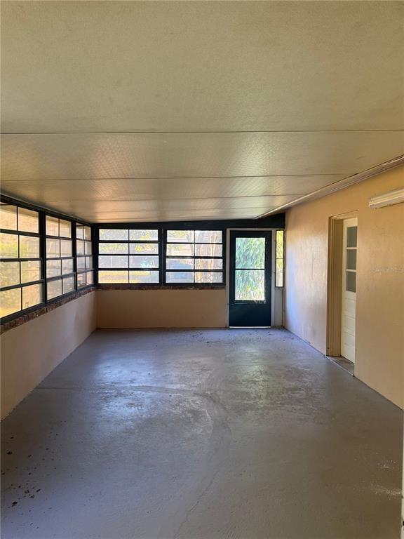 Building Photo - 206 Robin Rd