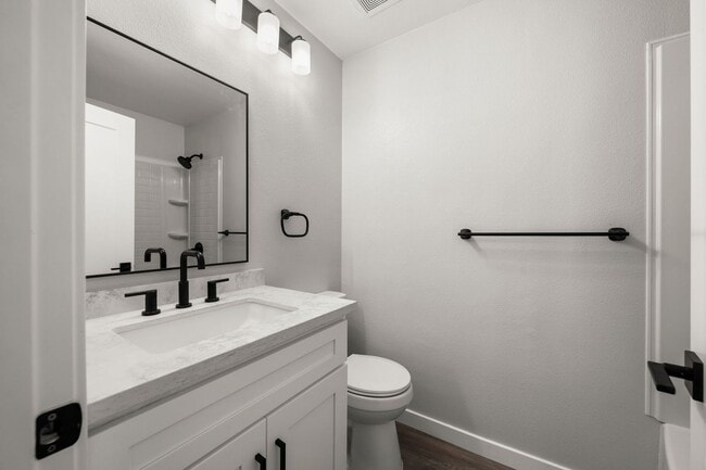 Building Photo - COMING SOON - Beautiful Highland Home