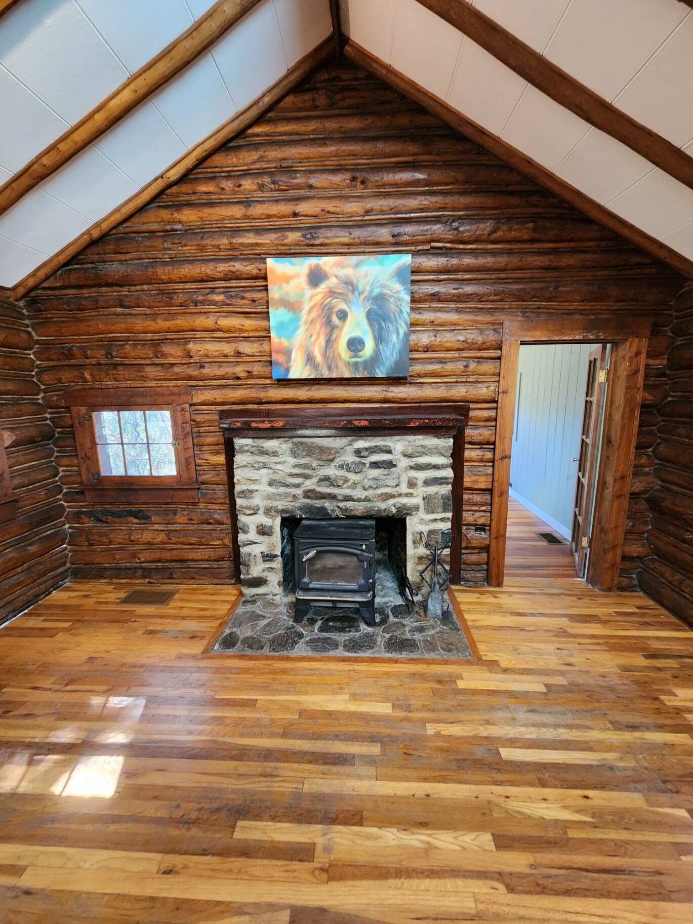 Main Room - 20650 Seminole Rd