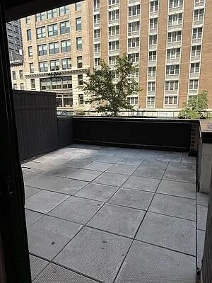 Building Photo - 144 W 23 St