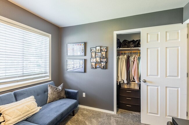 Building Photo - Newly Renovated 3 bed 2 bath home in the heart of MERIDIAN