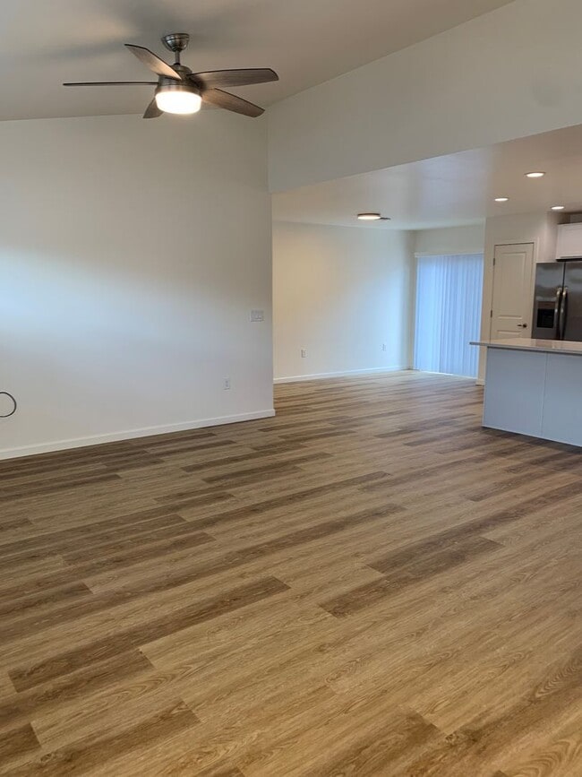 Building Photo - 2494 S Clovis Place-