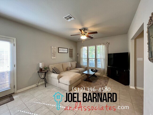 Building Photo - Available May 31: Blanco Vista Home with L...