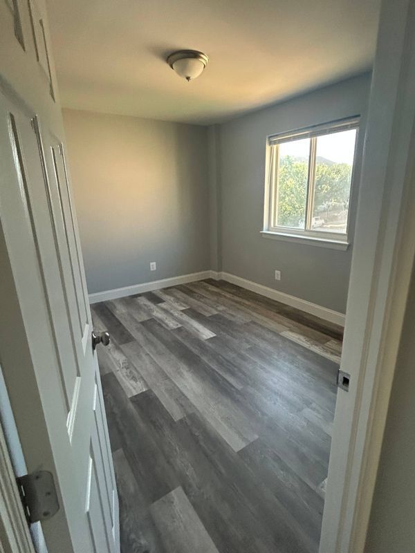 Building Photo - 113 Wilmington Pl SE