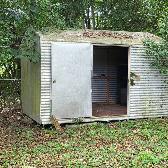 Building Photo - 1532 Rockdale Dr