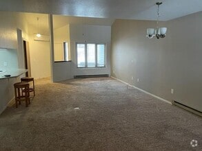 Building Photo - 2 story condo with single car garage- cat ...