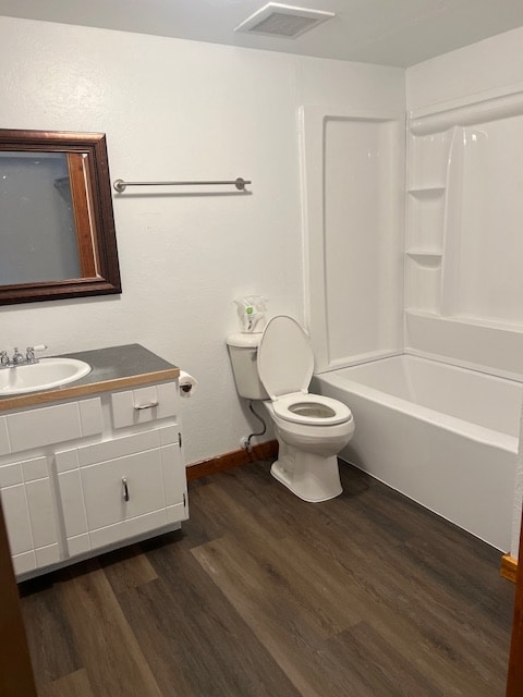 Building Photo - 112 S Main St