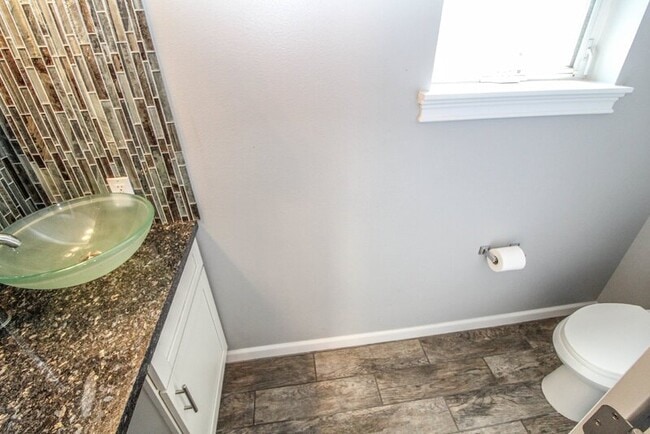 Building Photo - 20901 Cypress Way