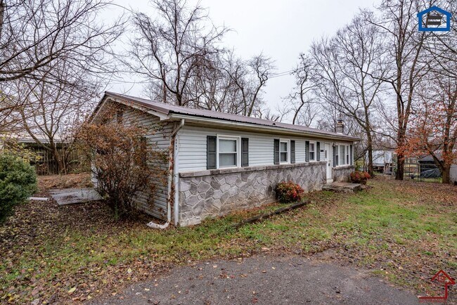 Building Photo - 1211 Dale Way