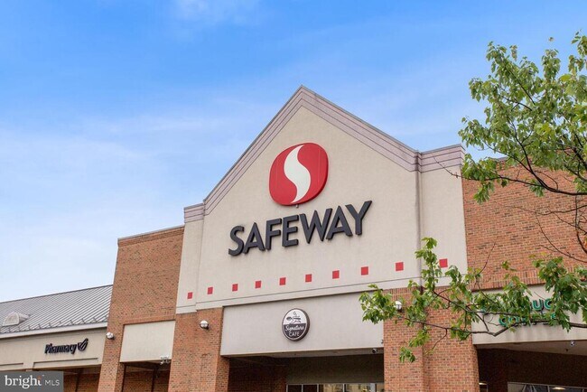 Building Photo - 2828 Buena Vista Terrace SE