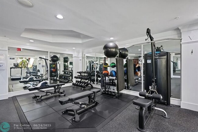 Building Photo - 1803 N Flagler Dr