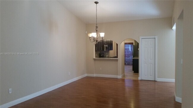 Building Photo - 11071 SW 11th Pl