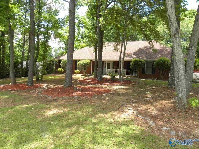 Building Photo - 111 Capote Dr