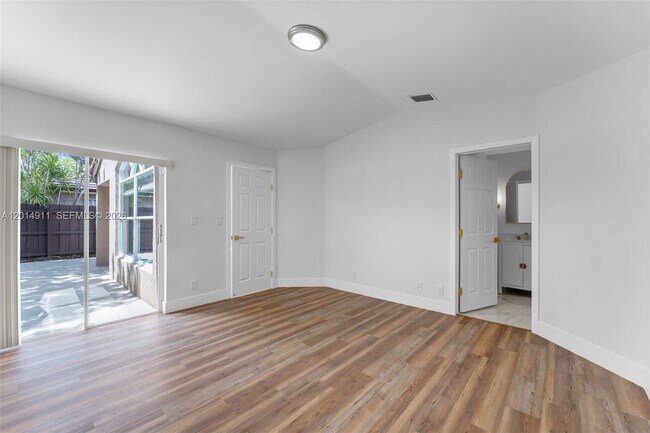 Building Photo - 8113 SW 157th Ct