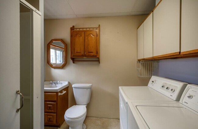 Building Photo - 2957 Aramingo Ave