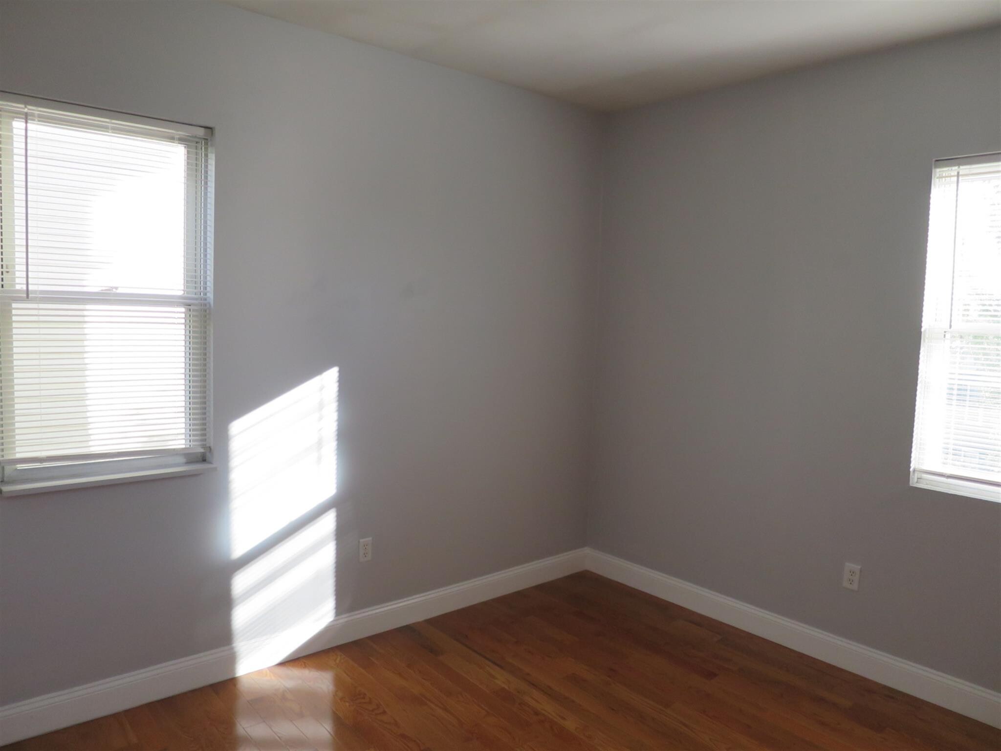 Building Photo - 360 Somerville Ave