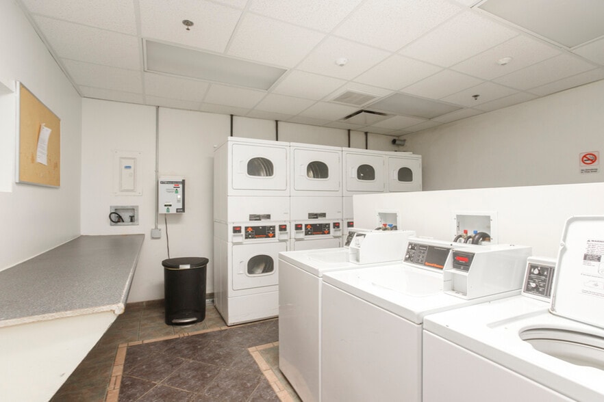 On-site Laundry Room - Diversey Limited Partnership