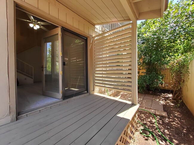 Building Photo - Three Bedroom at Green Valley Park
