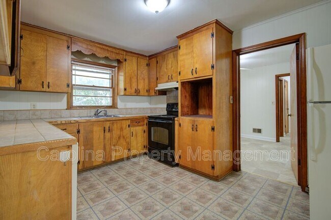 Building Photo - 607 W 19th Ave