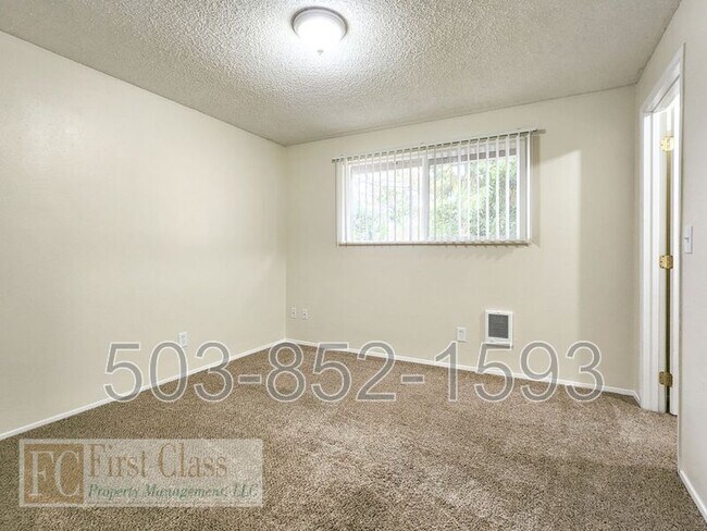 Building Photo - 10058 SW Garrett St