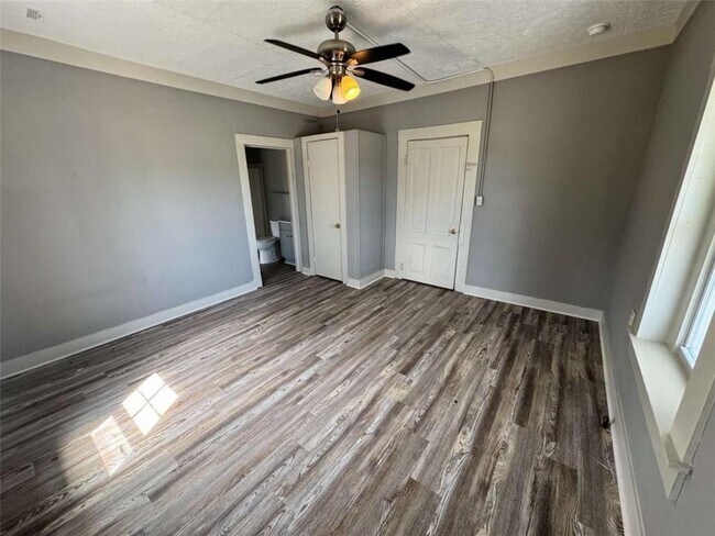 Building Photo - 74 M.L.K. Jr Dr