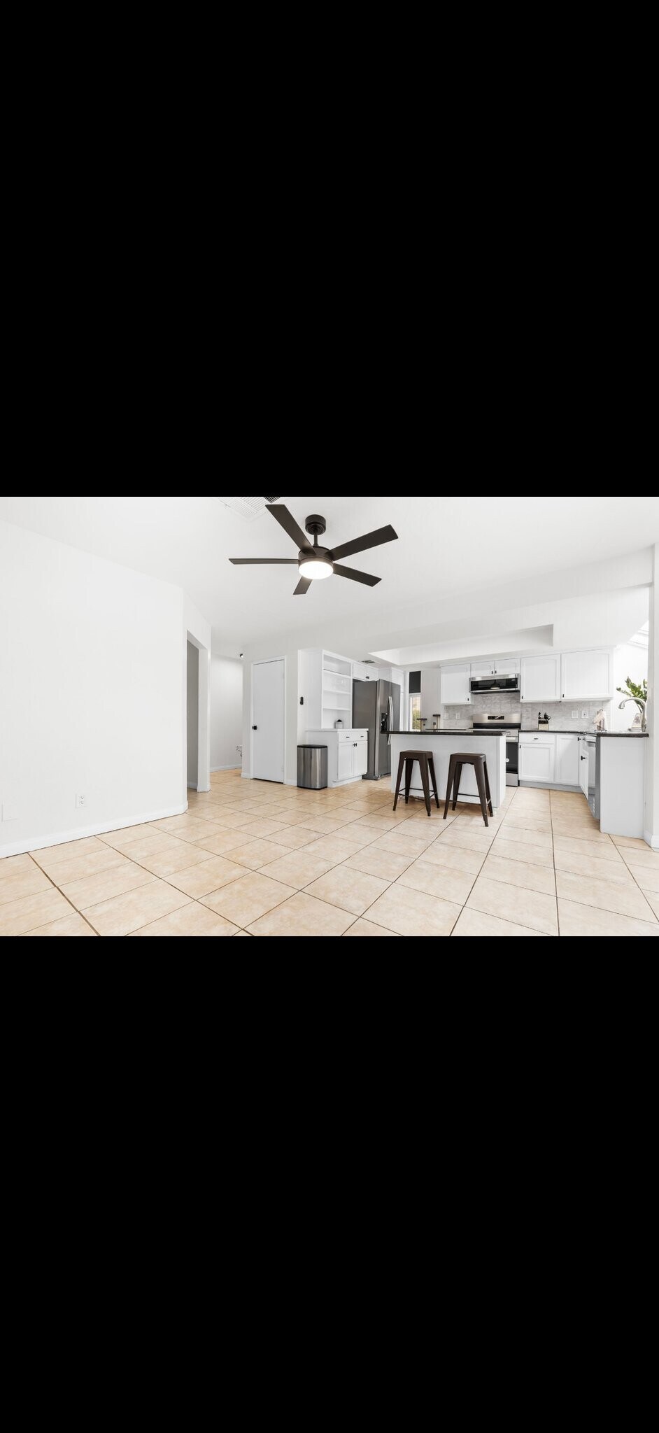 Building Photo - 8337 Tide Pool Dr