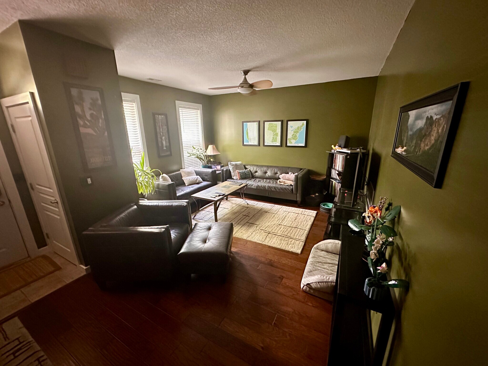 Building Photo - 518 N 5th St