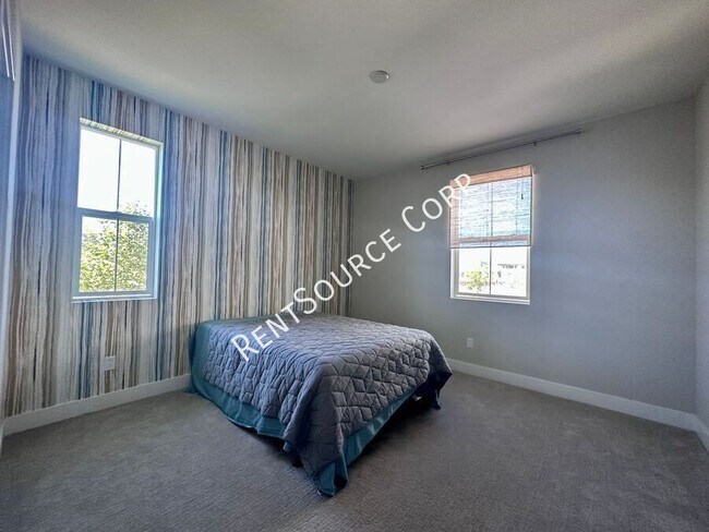 Building Photo - 27124 Observation Ct