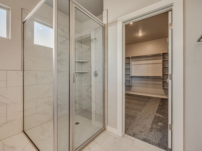 Building Photo - Beautiful New Construction Home in Edmond/...