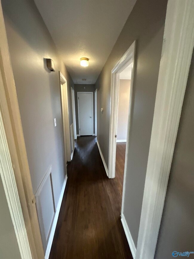 Building Photo - 613 Dawson Terrace NW