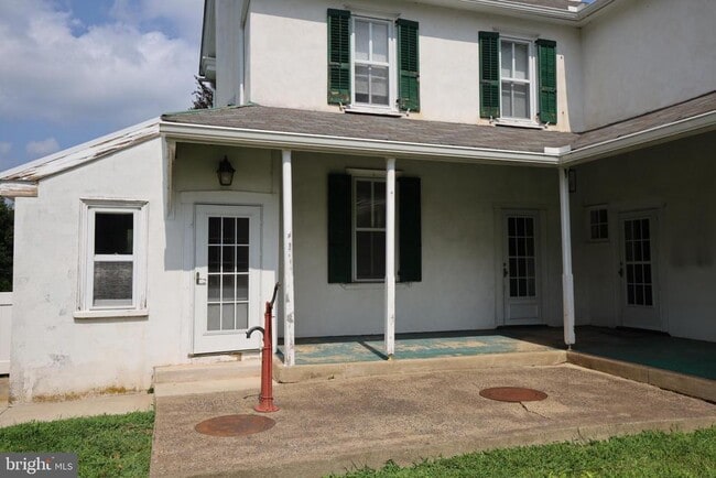 Building Photo - 3244 Skippack Pike